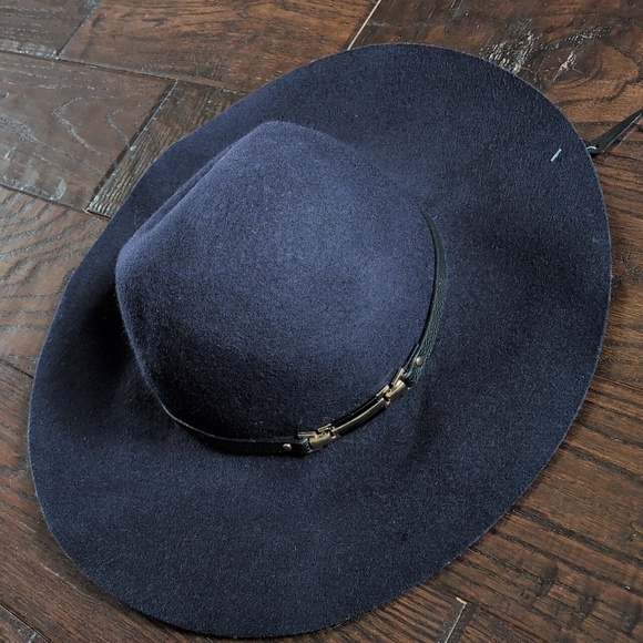 HOUSE OF HARLOW 1960 I NWOT Black Wool Wide Brim Floppy Hat w/ Gold Accents, O/S - Picture 3 of 13